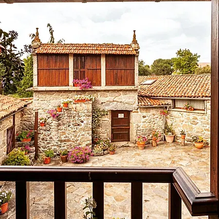 Campos De Vilance Y Casa Rural